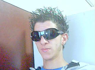 �-(�`v��)-�c'moi�-(�`v��)-�