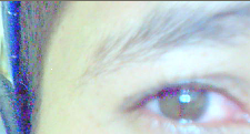 J'aimerais �tre une de tes larmes, pour na�tre dans tes yeux, vivre sur tes joues et mourir sur tes l�vres.